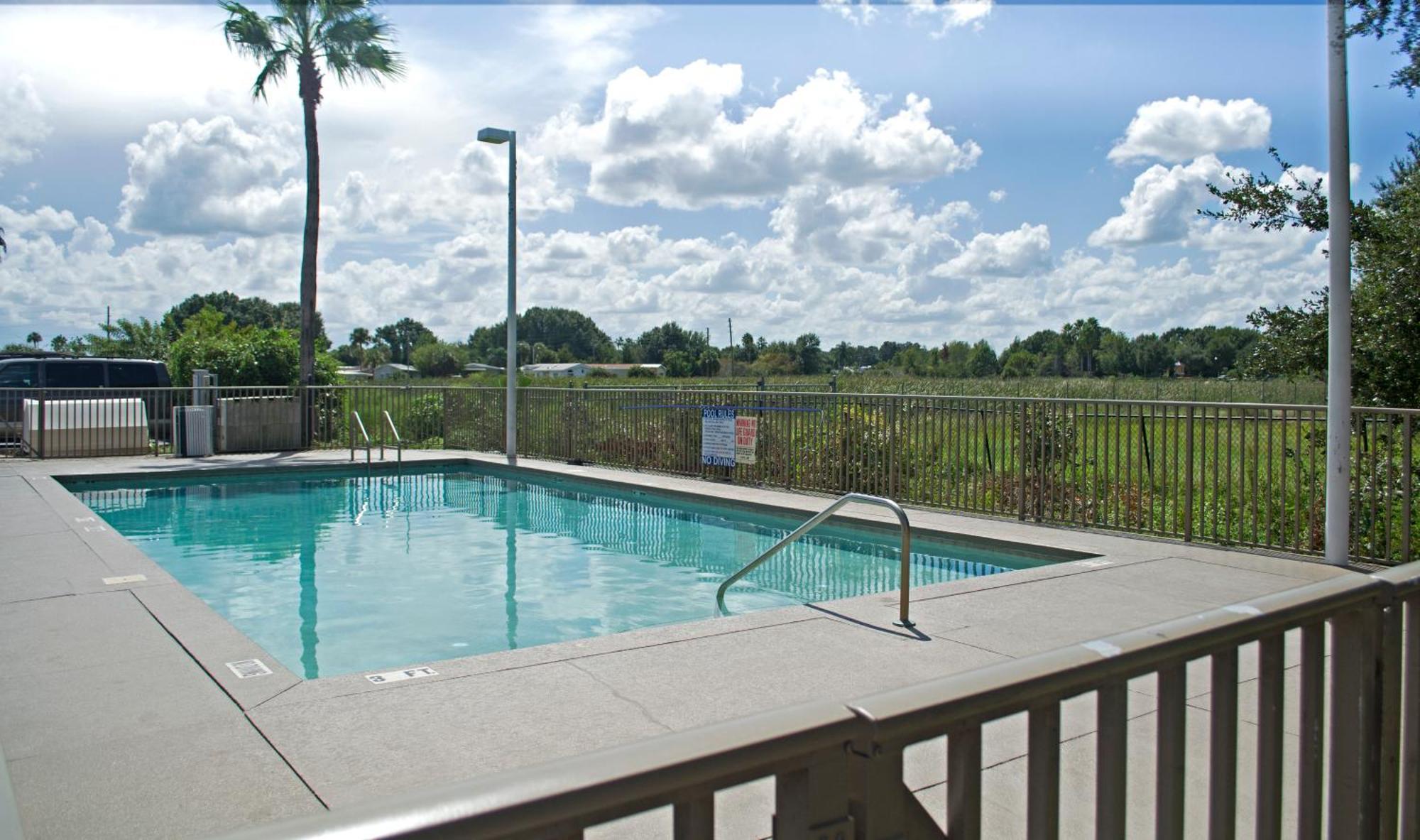 Serena Inn Citrus Ridge Extérieur photo